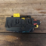 SKRZYNKA BEZPIECZNIEKÓW PEUGEOT T9 308 II 9806192580