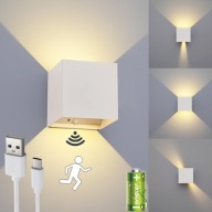 Lampa ścienna LED z czujnikiem ruchu USB kinkiet bezprzewodowy biały