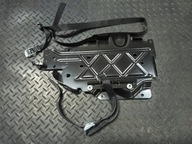 Volvo XC60 II 2017- Mild Hybrid 2022 podstawa mocowanie akumulatora