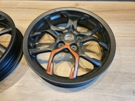 Piaggio MP3 530 400 felga Vespa GTS 2023+