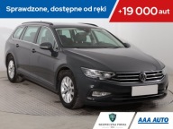 VW Passat 2.0 TDI, Salon Polska, Navi, Klima