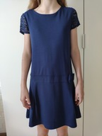 Elegancka granatowa sukienka strój galowy 152