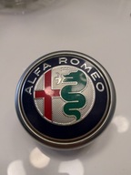 Alfa Romeo Stelvio emblemat znaczek atrapy grila