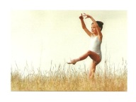 Pocztówka - Rebecca - Mała baletnica na łące / taniec / balet ...