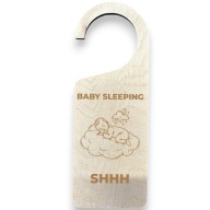 Zawieszka na drzwi Baby Sleeping Shhh drewniana tabliczka dla dziecka