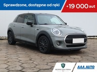 MINI 5-door Cooper, Salon Polska, Serwis ASO