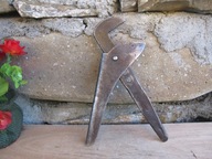 Stary solidny klucz ŻABKA_ POLAND