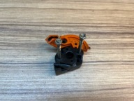 STIHL HS 74 75 80 KOLEKTOR KRÓCIEC MOCOWANIE GAŹNIKA PODSTAWA CYLINDRA