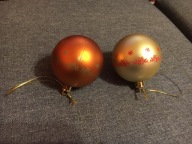 Bombki złoto-pomarańczowe oraz złoto-fioletowe Yves Rocher