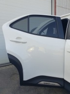 TOYOTA YARIS CROSS DRZWI TYLNE PRAWE KOLOR BIAŁY 040