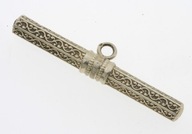 Srebrny, pięknie zdobiony kluczyk do zegarka kieszonkowego.