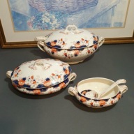 Allertons Roseville England komplet 3 wazy 2 nabierki Imari vintage