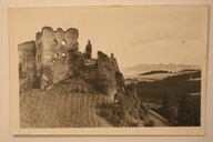 Pieniny - Ruiny zamku w Czorsztynie na tle Tatr fot. S. Zwoliński