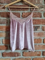 różowa welurowa z koronką * NOWA