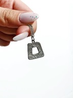 Posrebrzany łańcuszek z geometryczną zawieszką minimalistyczny vintage