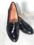 Klasyczne mokasyny damskie 40