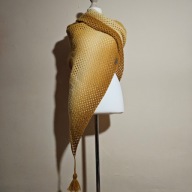 Chusta ręcznie robiona na szydełku, szer. 200cm x wys. 105cm, wełna, K1