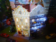 KAMIENICE KĄTOWE z Rusztowaniem Oświetlone Ledami