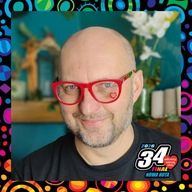 Czerwone oprawy okularowe - ikona podarowana przez Jurka Owsiaka #8123