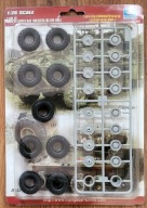 LAV Series 8x8 Tires (325/85 R16 XML) - Trumpeter 06608 - 1/35