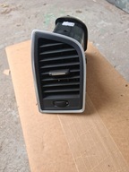 VOLVO XC60 prawa kratka nawiewu z deski rozdz 39816572