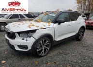 Volvo XC 40 T5 R-Design 2022 2.0 Benzyna 248KM