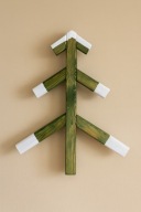 Drewniana ozdoba w kształcie drzewa choinka – rękodzieło!