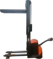 Toyota SWE200D paleciak elektryczny z masztem 2022r