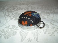 PODUSZKA NA IGŁY-ASAMITNO-ALUMINIOWA