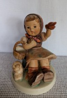 Figurka dziewczynki z chusteczka i owieczka - Goebel