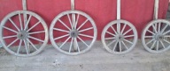 STARE KOŁA DREWNIANE DO WOZU - dwa komplety.