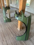 BŁOTNIK PRZEDNI MERCEDES W123 BECZKA 1975-1985 L/P