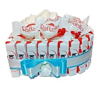 TORT BOX SERCE Z KINDER, RAFFAELLO SŁODKI PREZENT DLA DZIECKA NA KOMUNIĘ