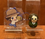 [7-21] Zestaw Sasha, Atak Tytanów, brelok i figurka wańka wstańka