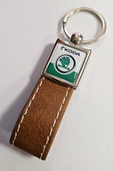 Brelok do kluczy SKODA brązowy
