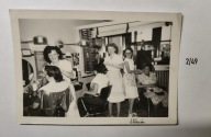 zdj. Zakład fryzjerski/1948