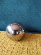 Figurka kula w ciemnym srebrnym kolorze