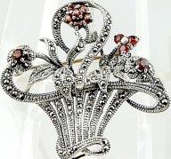 # BROSZKA + ŁAŃCUSZEK - MARKAZYTY - SREBRO 925 - ( 13,28 g )