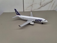 Metalowy model samolotu LOT