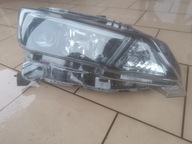 NISSAN LEAF II LIFT LAMPA PRAWA PRZOD CZARNA ZWYKLA NA SOCZEWCE 260105SH0A