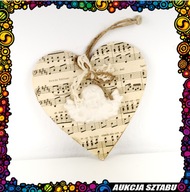 Drewniane serce z aniołkiem