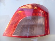 LAMPA TYLNA PRAWA TOYOTA YARIS II 0D-7 KOITO KOITO HATCHBACK