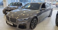 BMW Seria 7 740d 340km X-drive M-pakiet Kamera 360stopni Dociagi drzwi 3.0