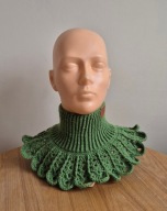 Jasnozielony golfik, otulacz na szyję zamiast szalika - HANDMADE