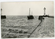 DARŁÓWKO - KUTRY RYBACKIE W PORCIE