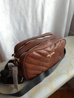 Torebka mucha mała,brązowa damska,na ramię,miejska, pojemna,pasek