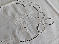 OBRUS LNIANY - HAFTOWANY 200 / 140 cm. - CUDOWNY.