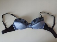 Markowy piękny Mademoiselle Coco Cavaliere