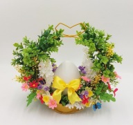 Stroik wielkanocny handmade wianek z jajkiem i kokardą dekoracja