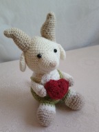 Pluszak, maskotka BARANEK na szydełku - handmade